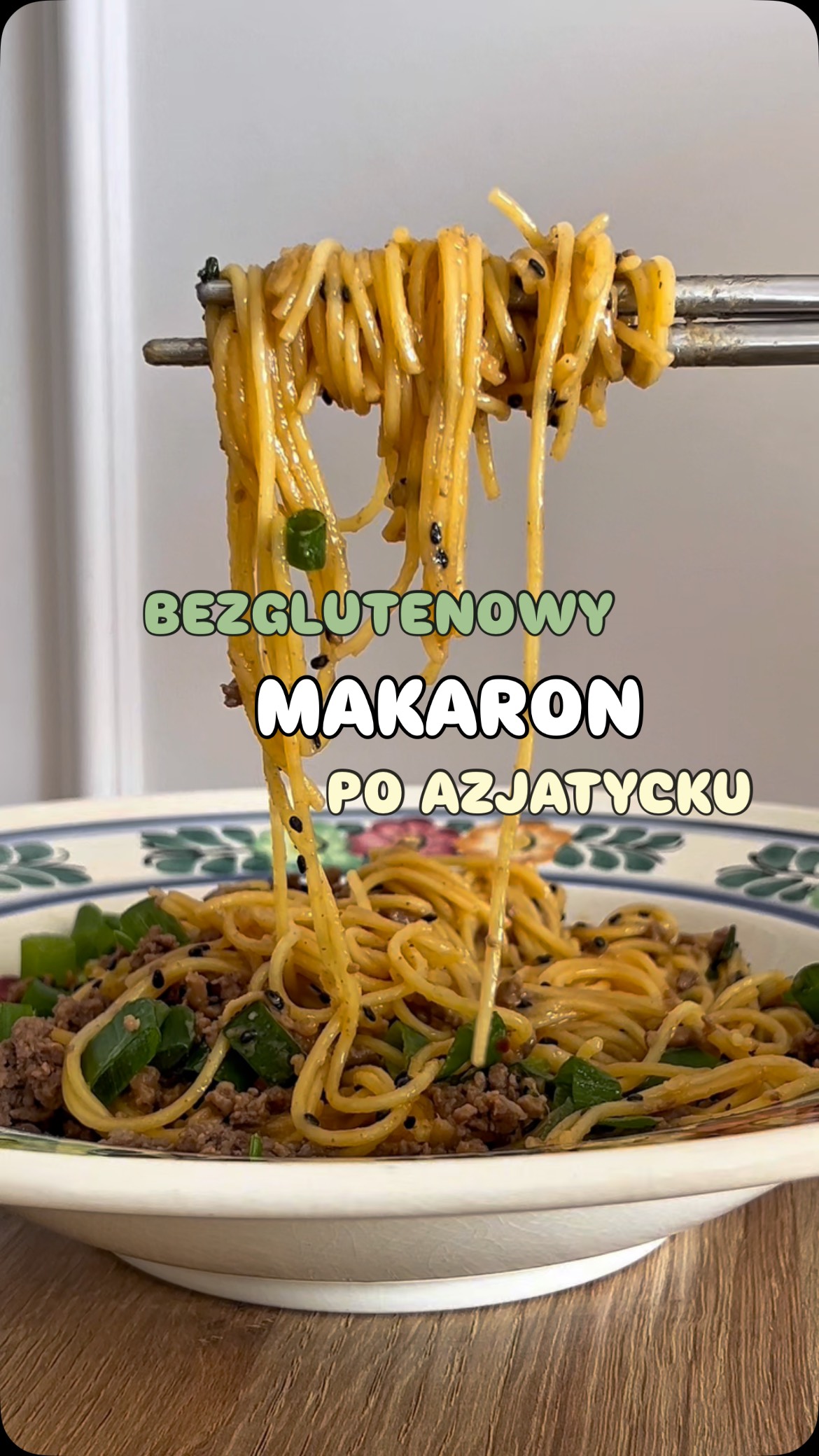 Makaron z wołowiną po azjatycku